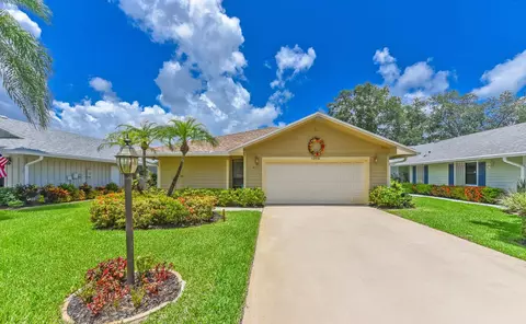 13116 SE Point O Woods Ct, Hobe Sound, FL 33455