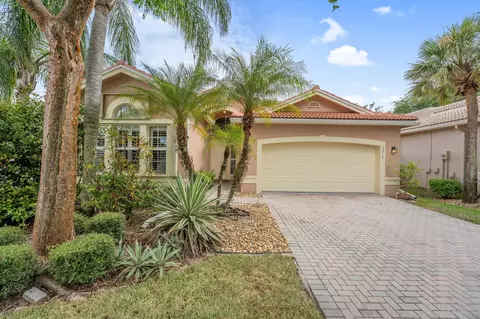 9916 E Tallyrand Dr, Lake Worth, FL 33467