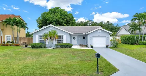 9858 Holly Hill Dr, Boynton Beach, FL 33437
