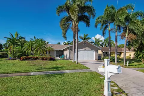 5064 El Claro Cir, West Palm Beach, FL 33415