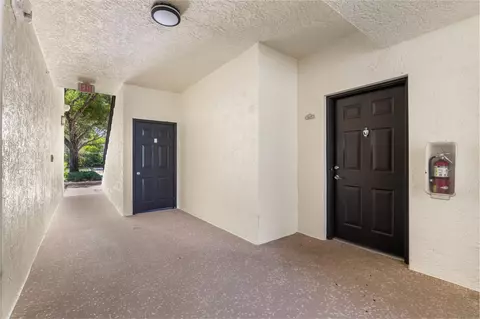 9901 Baywinds Dr #3105, West Palm Beach, FL 33411