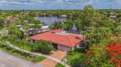 16541 Royal Poinciana Dr, Weston, FL 33326