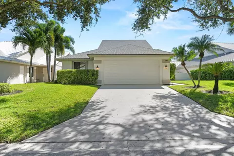 247 Ridge Rd, Jupiter, FL 33477