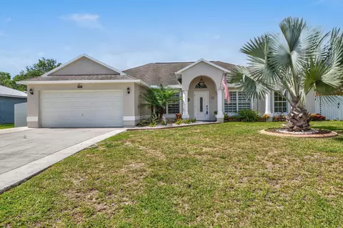 850 SW Tulip Blvd, Port Saint Lucie, FL 34953