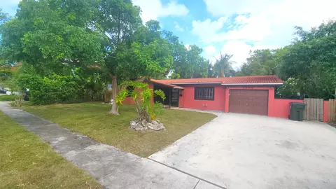 1250 SW 4th St, Boca Raton, FL 33486