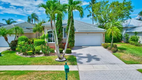 7681 Rockford Rd, Boynton Beach, FL 33472