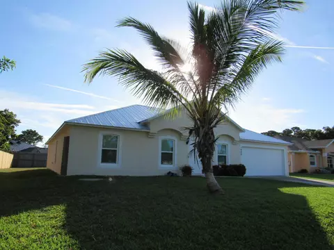 1482 SE Kirke Ln, Port Saint Lucie, FL 34983