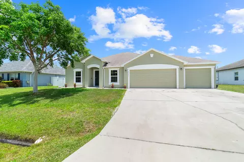 4589 SW Van Dyke St, Port Saint Lucie, FL 34953