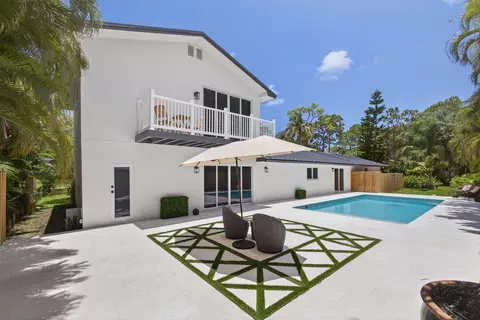5672 Old Orange, Jupiter, FL 33458