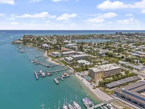 1300 Seaway Dr #14, Fort Pierce, FL 34949