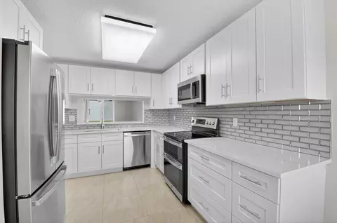 5574 Witney #104, Delray Beach, FL 33484