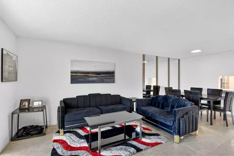 2615 NE 3rd Ct #315, Boynton Beach, FL 33435