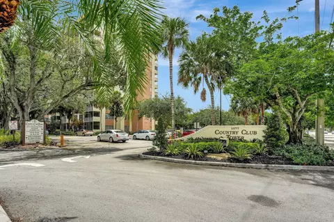 10777 W Sample Rd #207, Coral Springs, FL 33065