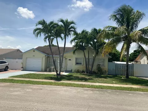 9165 SW 18th St, Boca Raton, FL 33428