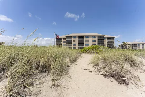 2571 NE Ocean Blvd #104, Stuart, FL 34996