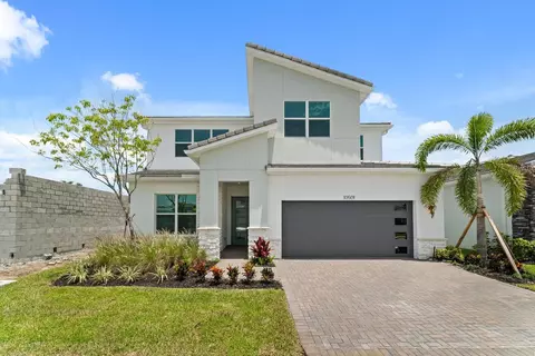 10501 SW Jadewood, Port Saint Lucie, FL 34987