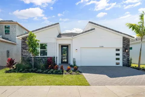 10388 SW Jadewood, Port Saint Lucie, FL 34987