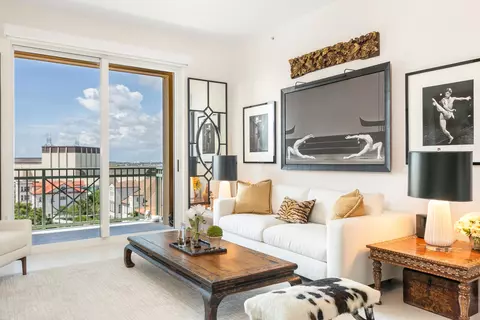 403 S Sapodilla Ave #816, West Palm Beach, FL 33401