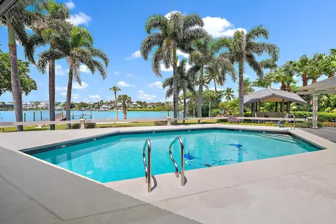500 S S Bch, Hobe Sound, FL 33455