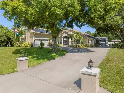 152 Academy, Sebastian, FL 32958