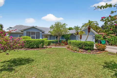 511 SE Berry Ave, Port Saint Lucie, FL 34984