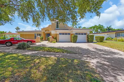 2651 NE 49th St, Lighthouse Point, FL 33064