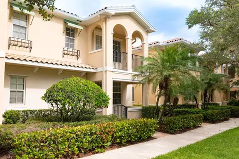 3376 Greenway Dr, Jupiter, FL 33458