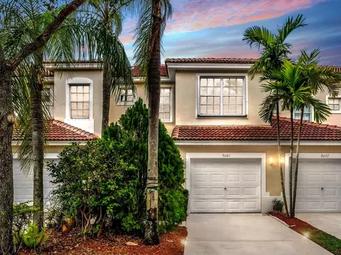 9081 Tremezzo Ln, Boynton Beach, FL 33472