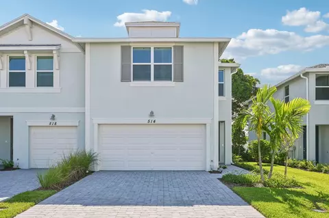 514 Salisbury Cir, Fort Pierce, FL 34982