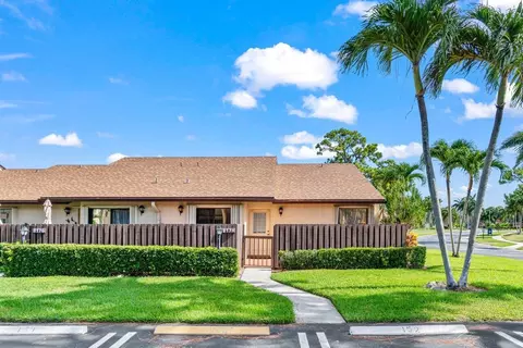 817 Sky Pine Way #H, Greenacres, FL 33415