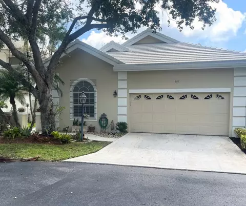 263 Canterbury Dr W, Palm Beach Gardens, FL 33418