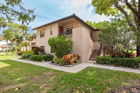 9265 Vista Del Lago #D, Boca Raton, FL 33428