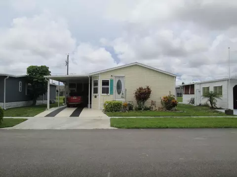 4226 Bobwhite Dr, Boynton Beach, FL 33436