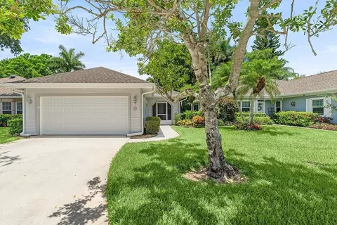 420 Hawthorne Ln, Vero Beach, FL 32962