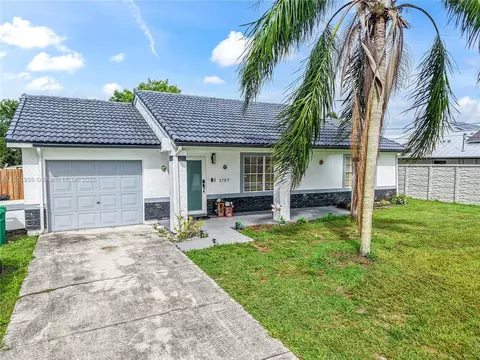 1797 SW Hampshire Ln, Port Saint Lucie, FL 34953