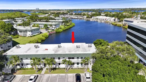 2800 Indian River Blvd #7T, Vero Beach, FL 32960