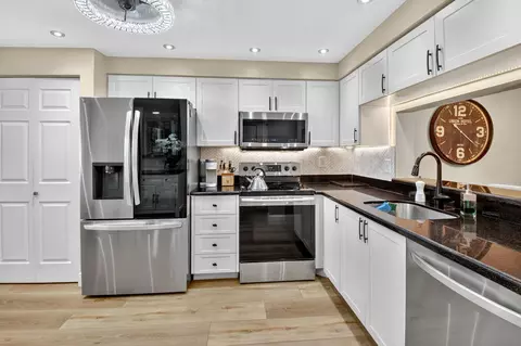 7270 Ashford Pl #104, Delray Beach, FL 33446
