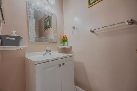 5117 W Society Pl W #C, West Palm Beach, FL 33415