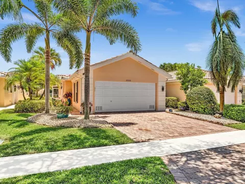 8068 Montserrat Pl, Wellington, FL 33414