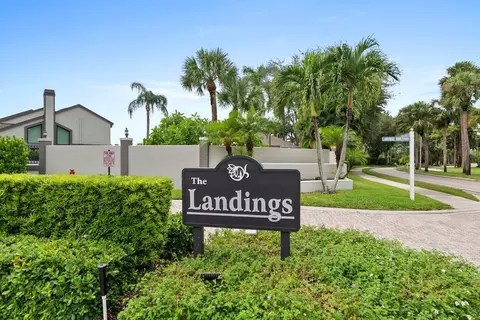111 Landings Blvd, Greenacres, FL 33413