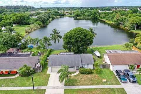 9893 Liberty Rd, Boca Raton, FL 33434