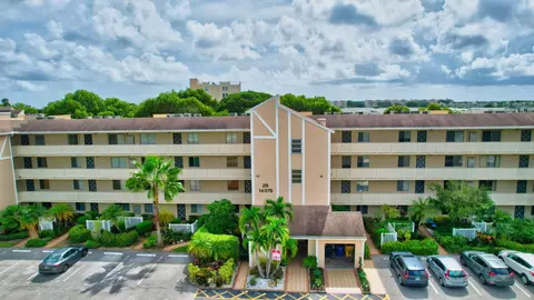 14376 Amberly Ln #207, Delray Beach, FL 33446