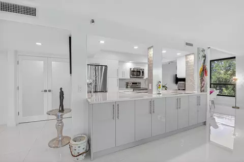 20100 W Boca 138 Dr W #138, Boca Raton, FL 33434