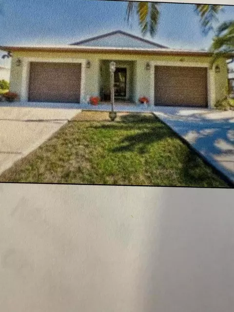 18 Golf Dr, Port Saint Lucie, FL 34952