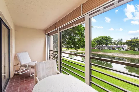 150 Lake Nancy Ln #223, West Palm Beach, FL 33411