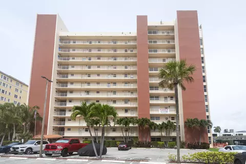 1391 S Ocean Blvd #801, Pompano Beach, FL 33062