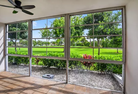 1002 Lincoln #A, Boca Raton, FL 33434