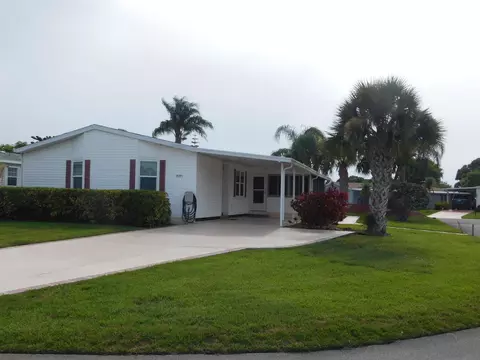 8391 Delphinium Ct, Port Saint Lucie, FL 34952