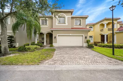 1002 Center Stone Ln, Riviera Beach, FL 33404