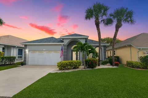 615 NW Monticello Pl, Port Saint Lucie, FL 34986